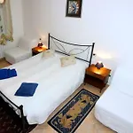 Casa Lyudmyla Apartment